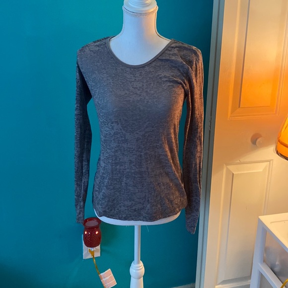 Mudd Tops - 🥭 (4 for $15) Grey MUDD Top